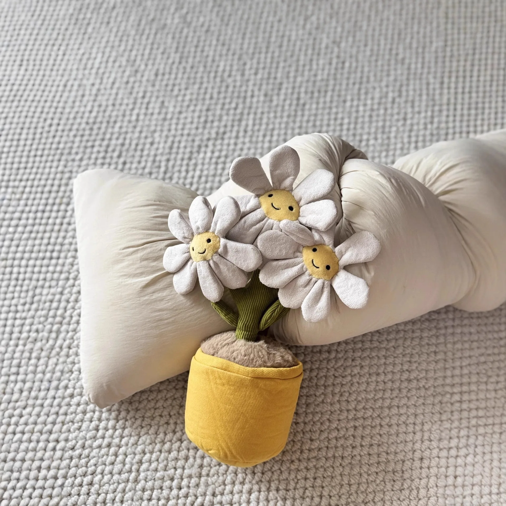

Плюшевая игрушка-цветок в горшке, подарок на день рождения, для подарка и утешения.