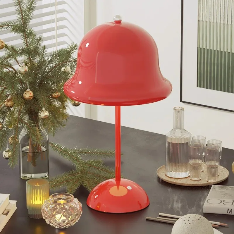 Bud Tischlampe, Nachttischlampe, mittelalterliche Bauhaus-Dekoration, Umgebungslampe im Schreibtischpilz für Mädchen