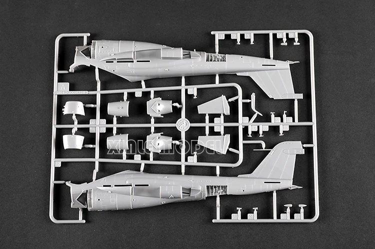 ชุดโมเดลเครื่องบินประกอบพลาสติก Trumpeter รุ่น 01640 Grumman A-6A Intruder ขนาด 1/72