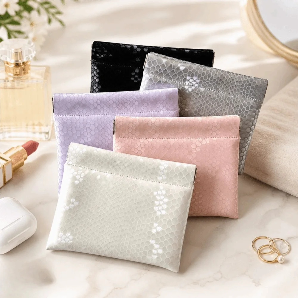 PU Leather Serpentine Leather Handbag Shiny Finish Snake Print Makeup Storage Bag Automatic Closure Card Bag Women's Essentials