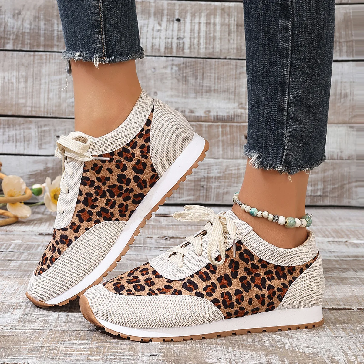 2025 summer new foreign trade plus-size women's thick bottom leopard print sneakers front lacing casual comfortable Roman style