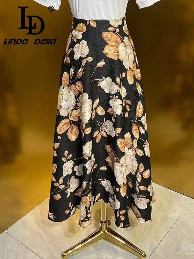 

LD LINDA DELL Retro romantic black jacquard rose print travel and leisure high waisted umbrella fit fashionable half skirt