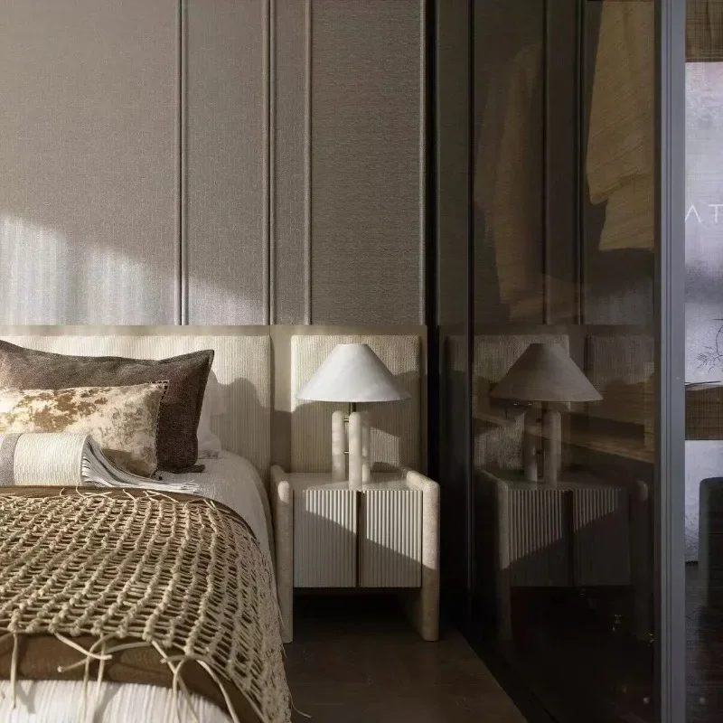 

SANDYHA Vintage LED Desk Lamp with Marble Base American Fabric Shade Perfect for Bedroom Dining Room Bar Home Decor Stylish