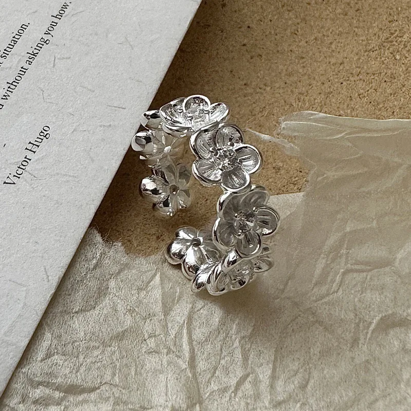 خواتم من الفضة الإسترليني عيار 925 للنساء مجوهرات راقية هندسية قابلة للتعديل على شكل زهرة من الزركون كهدية لحفلات أعياد الميلاد
