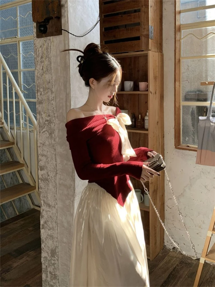 

Women's Heiress Style Shimmering Chiffon Patchwork Midi Skirt and One Shoulder Bow Long Sleeve Knit Top Set