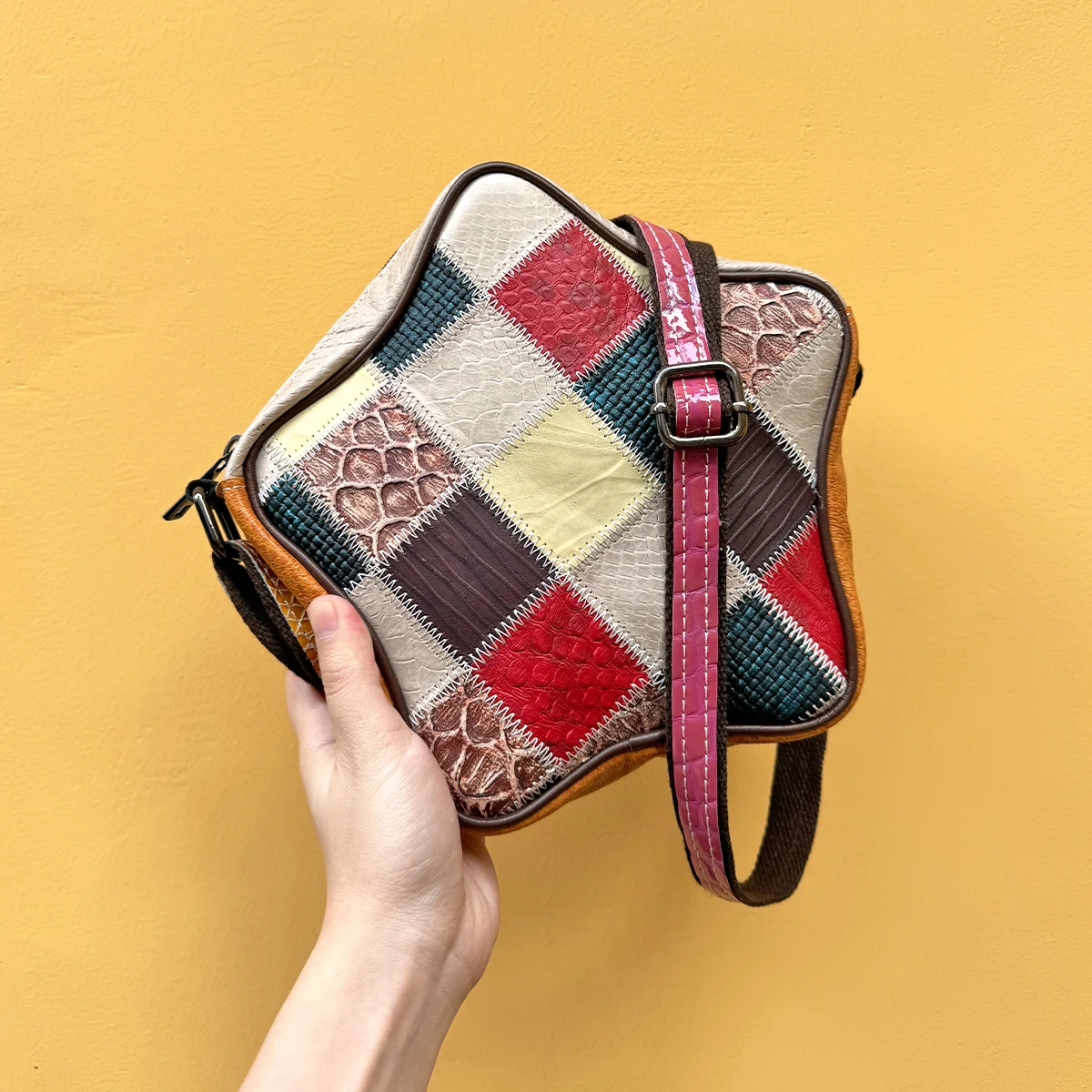 

SC Women Random Color Patchwork Handbag Real Leather Cowhide Star Shaped Casual Cross body Shoulder Bag Daily Versatile Portable