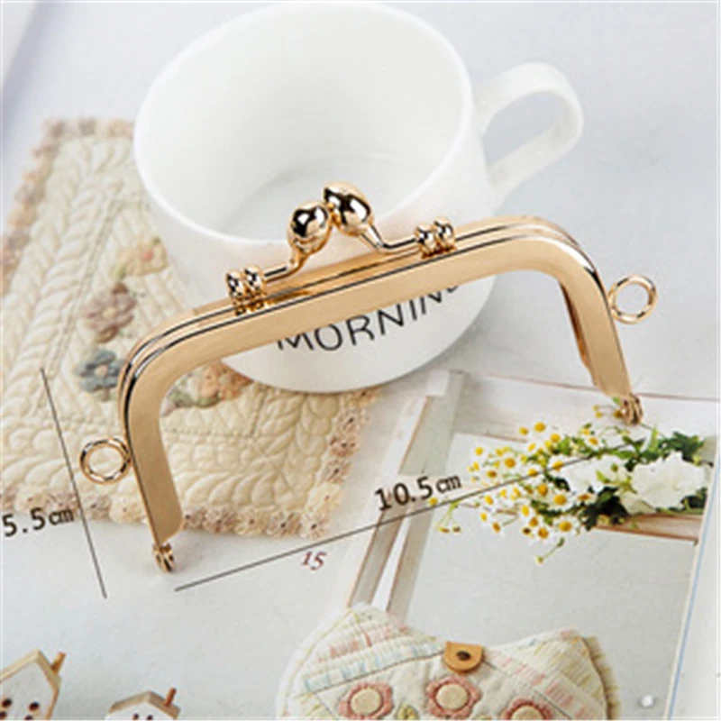 1pc 10.5cm Coin Purse Frame Hanger Embossing Rectangle Metal Kiss Clasp Lock Accessories Frame Handle for Wallet Handbag Parts