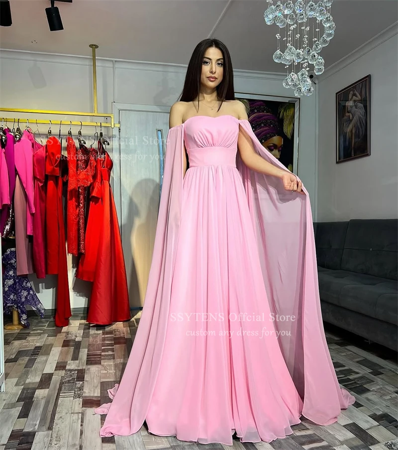 SSYTENS Gaun Malam A-line Gaun Prom Kustom Sifon Merah Muda Wanita Gaun Acara Khusus Panjang Selantai Berlipat Bahu Terbuka