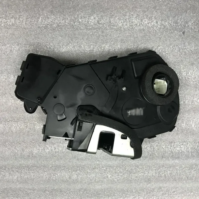 For Toyota Prado 120 LC120 2003-2009 Car Front Rear Left Right Central Control Tailgate Trunk Door Lock Hatch Back Lotch