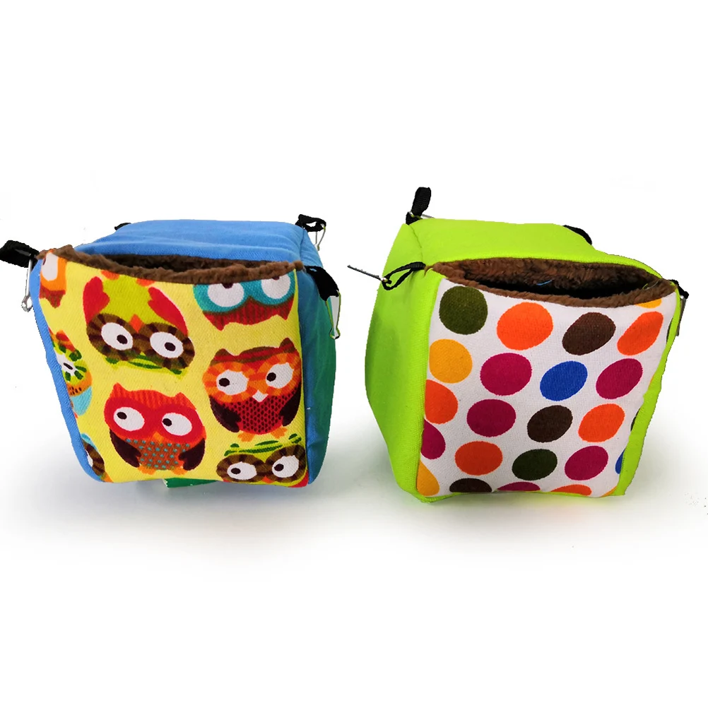 

1Pcs Parrot Squirrel Pet Warm Bed Cartoon Printed Winter Nest Comfortable Sleeping Mat for Sofa Car Floor