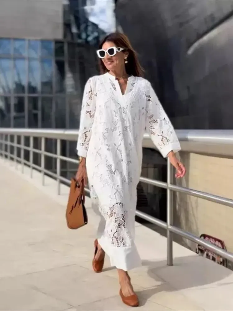 White Embroidery Lace Dress Women Spring Sexy V Neck Hollow Out Party Dress New Boho Loose Long Dress Holiday Ladies Clothing
