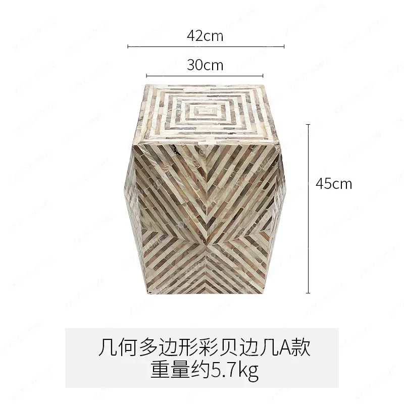 A Creative simple shell coffee table Nordic home balcony table living room sofa corner French light luxury stool