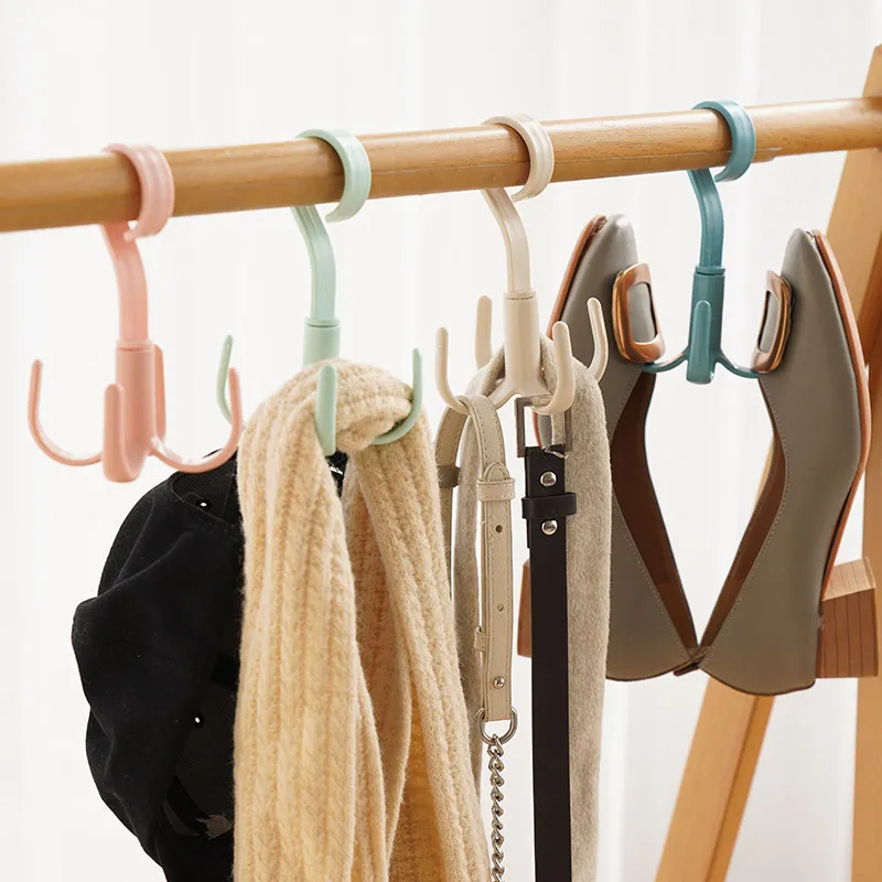 Multifunctional Rotatable 4-Claw Hanger Closet Storage Hook for Bags Belts Hats Scarves Shoes Wardrobe Organizer