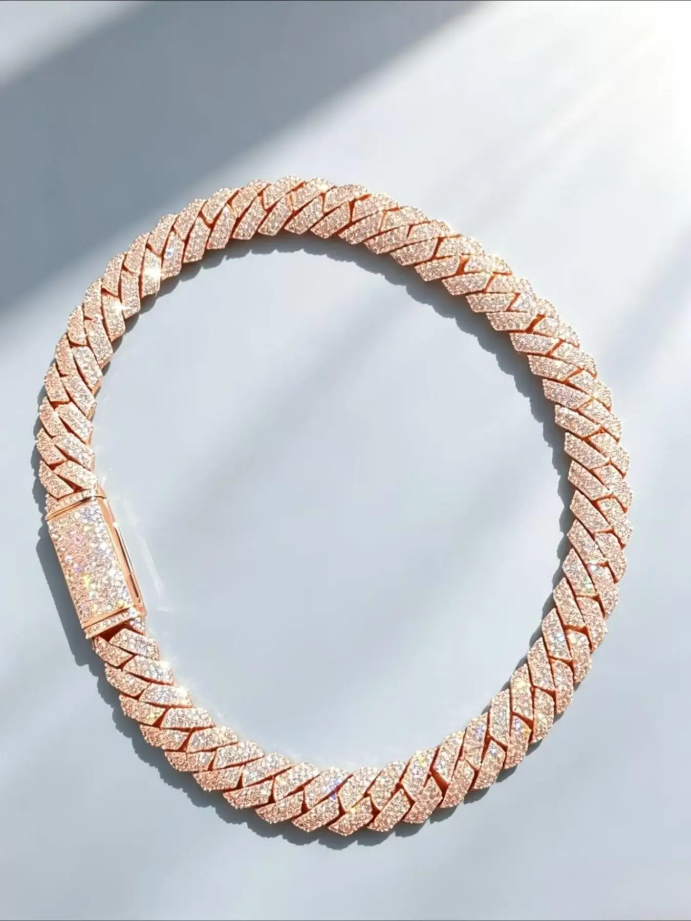Hip-hop Rapper Exclusive Singer Style 20mm Premium Diamond Necklace, High-end Glory Necklace, Classic Hip-hop Cuban Chain,