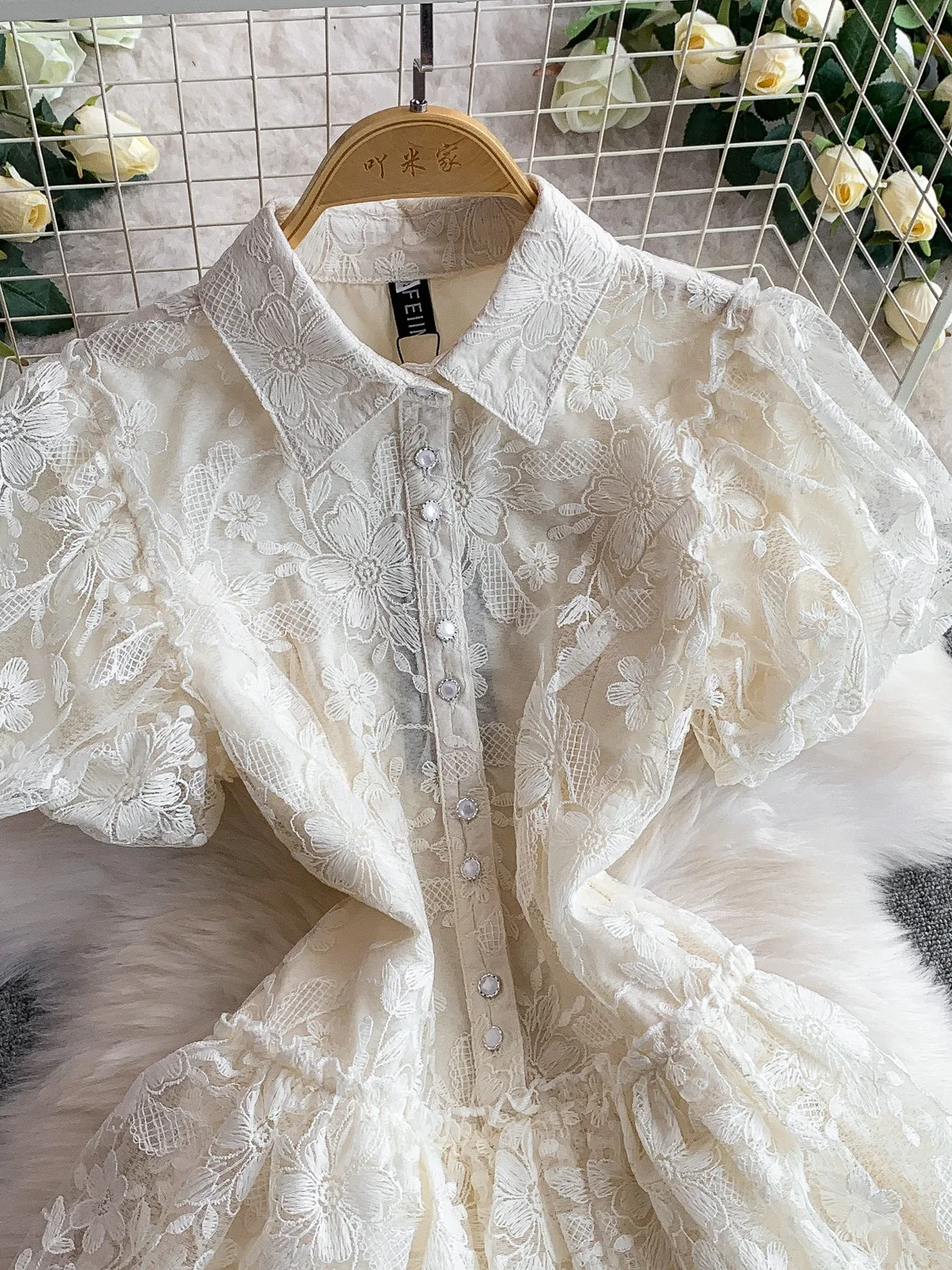 فستان صيفي نسائي بتصميم أميري مع ياقة مطرزة وأكمام منتفخة وزر واحد وتنورة ضيقة #2