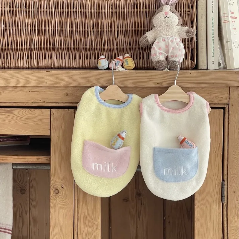 

Ins Pet Cute Coat Winter Soft Plush Vest Warm Coat Pet Contrasting Pocket Vest Puppy Clothes Dog Clothes for Small Dogs