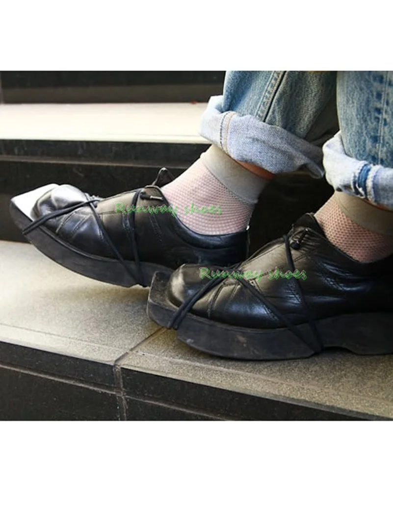 Black Thick Sole Derby Shoes Square-Shaped Special Sole Crisscross Lacing Avant-Garde Runway Fashion Women's Shoes Winter 2026