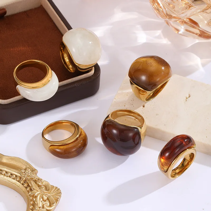 Vintage stainless steel retro amber smudged gemstone ring Maillard antique fashion high-end jewelry