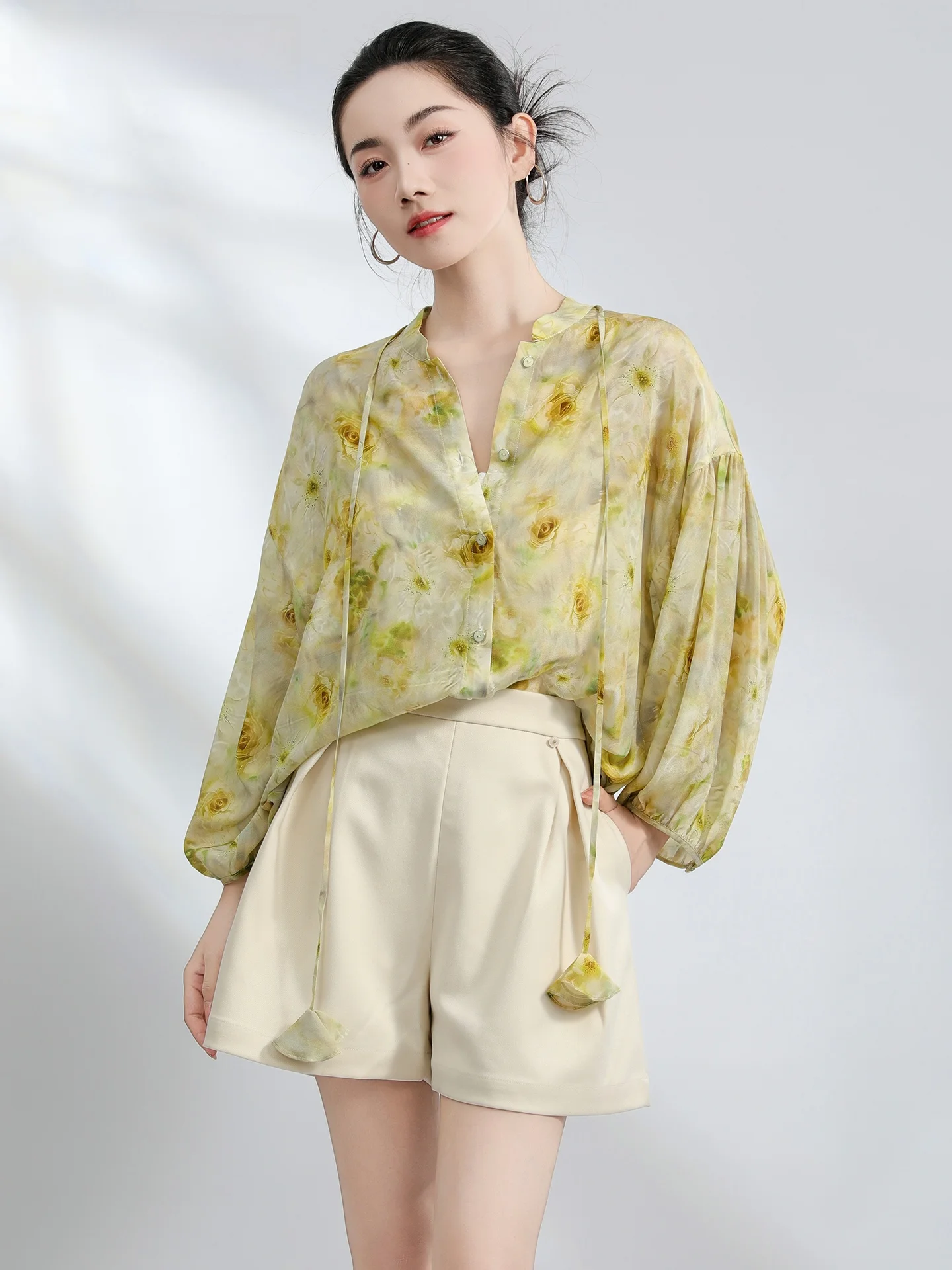 

Yellow Floral Print Silk Women's irt Loose Slimming Meat Covering Anti-aging High-end Spring Summer 2026 Sle