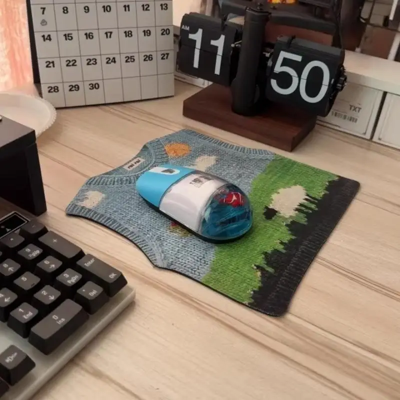 1Pcs Desk Anti-Slip Sweater Mouse Mat Simulated Printing Knitted Sweater Mouse Pad Cute Cartoon Keyboard Mice Mat