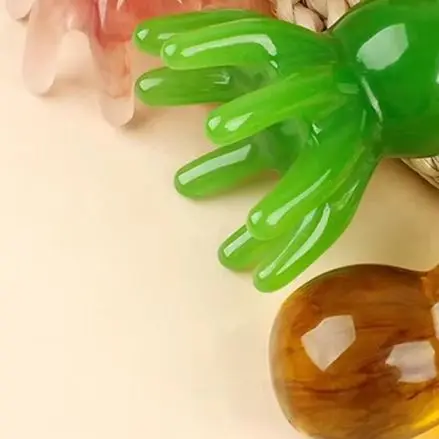 

Новинка 2023 года, смоляная расческа для массажа кожи головы в виде осьминога, акупрессурная меридианная терапия, уход за волосами, портативный инструмент для релаксации, натуральный материал