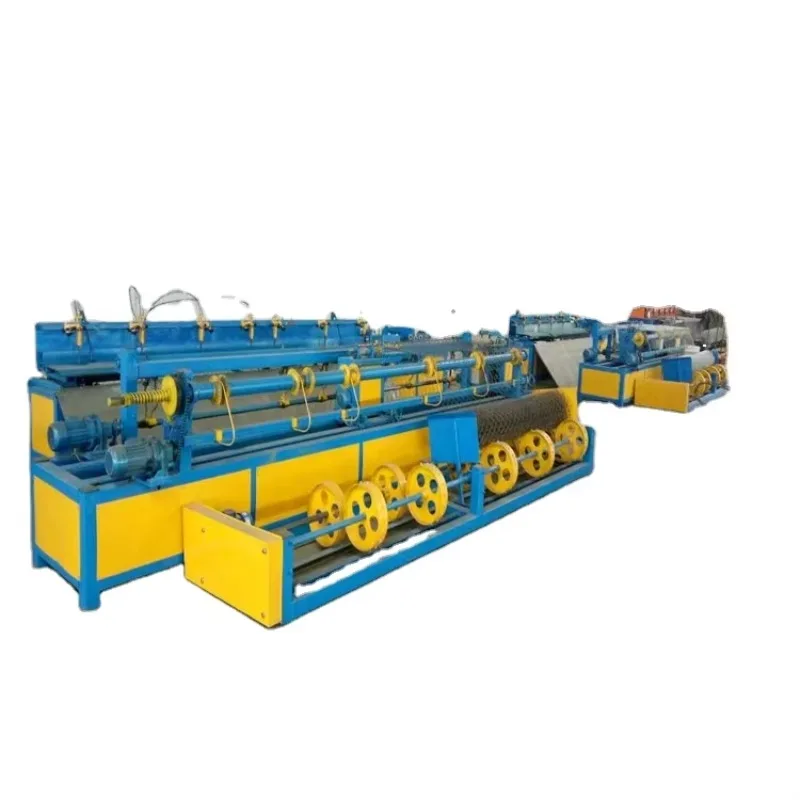 PLC Controlled Wire Mesh Making Machine Chain Link Fence Machine High Speed For Garden Fence Mesh Production