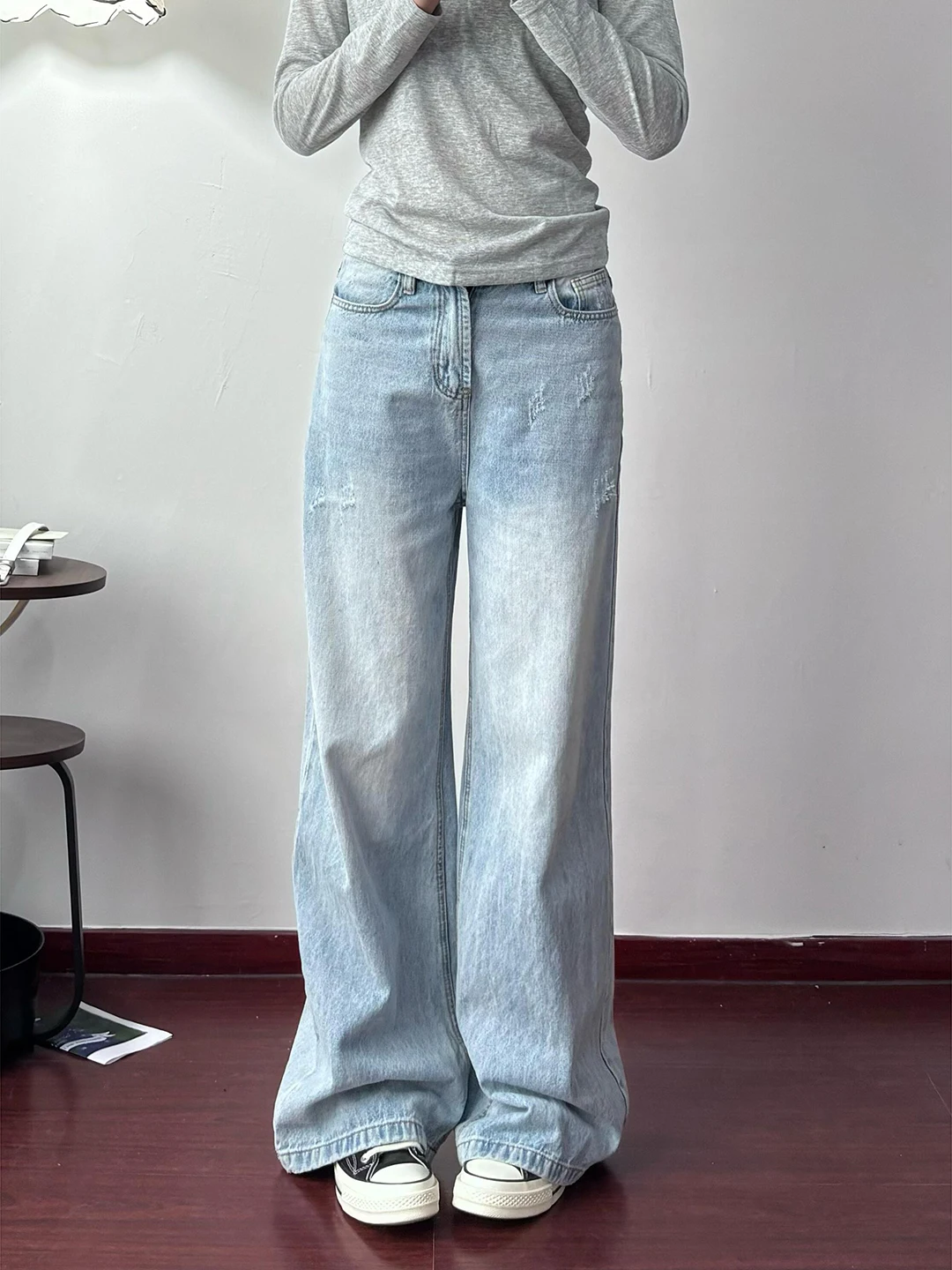 

Light Blue Men's Jeans High Waist Straight Leg Torn Waed Denim Pants Slimming Loose Long Trousers American Vibe Knife