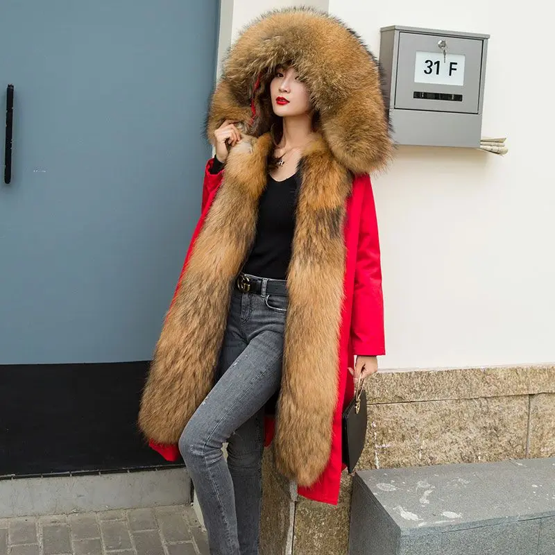 

2025 Winter New Women Loose Imitation Fox Fur Stitching Denim Thickened Pie To Overcome Female High-end Slim Vintage Fur Jacket