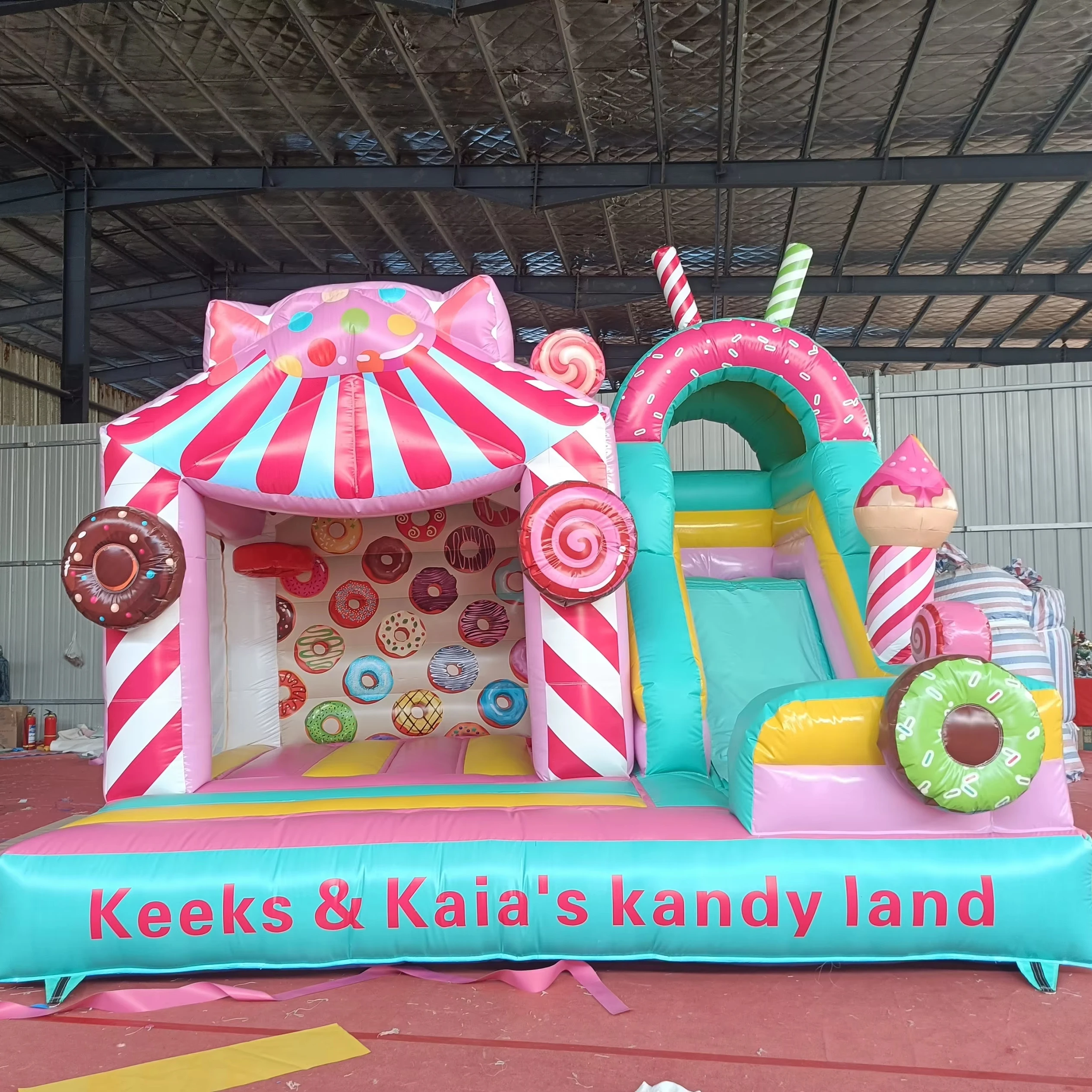 

Надувной замок и домашнее развлекательное оборудование, надувной замок с горкой, прыгающий домик для детей и взрослых