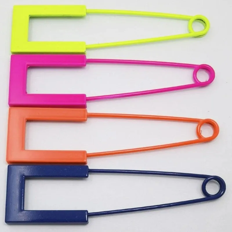 

Флуоресцентная брошь из сплава, простая и стильная, с эффектом напыления, для женских свитеров, брюк, шалей, аксессуар для одежды