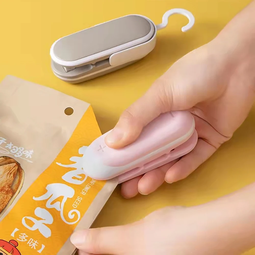 Portable Mini Heat Sealing Machine, Portable Food And Fruit Preservation Sealing Clip, Hand Pressure Sealing Clip, Kitchen Tool