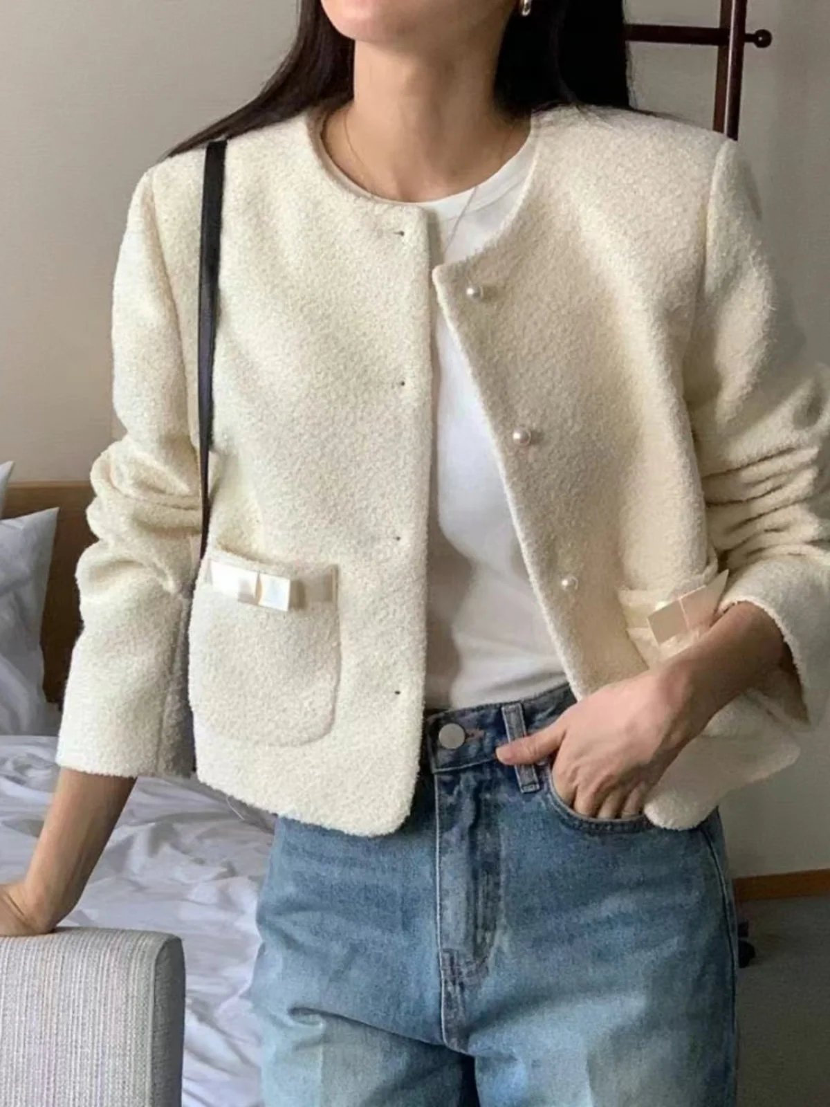 

Chic Retro Short Coat Women's Fashion round Neck Pearl Button Knot Sweet Top Commute Style Loose Fit Long Sleeve