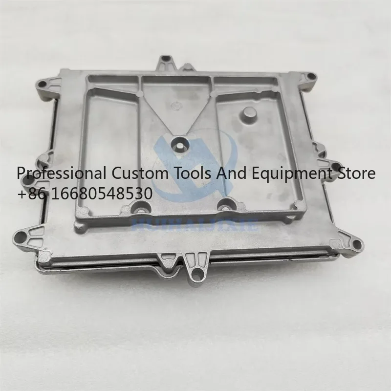P4eConstruction Machinery Parts 65.11201-7016 0281020072 Controller for DX225 DX340 ECU ECM Control Unit Module 65.112017016
