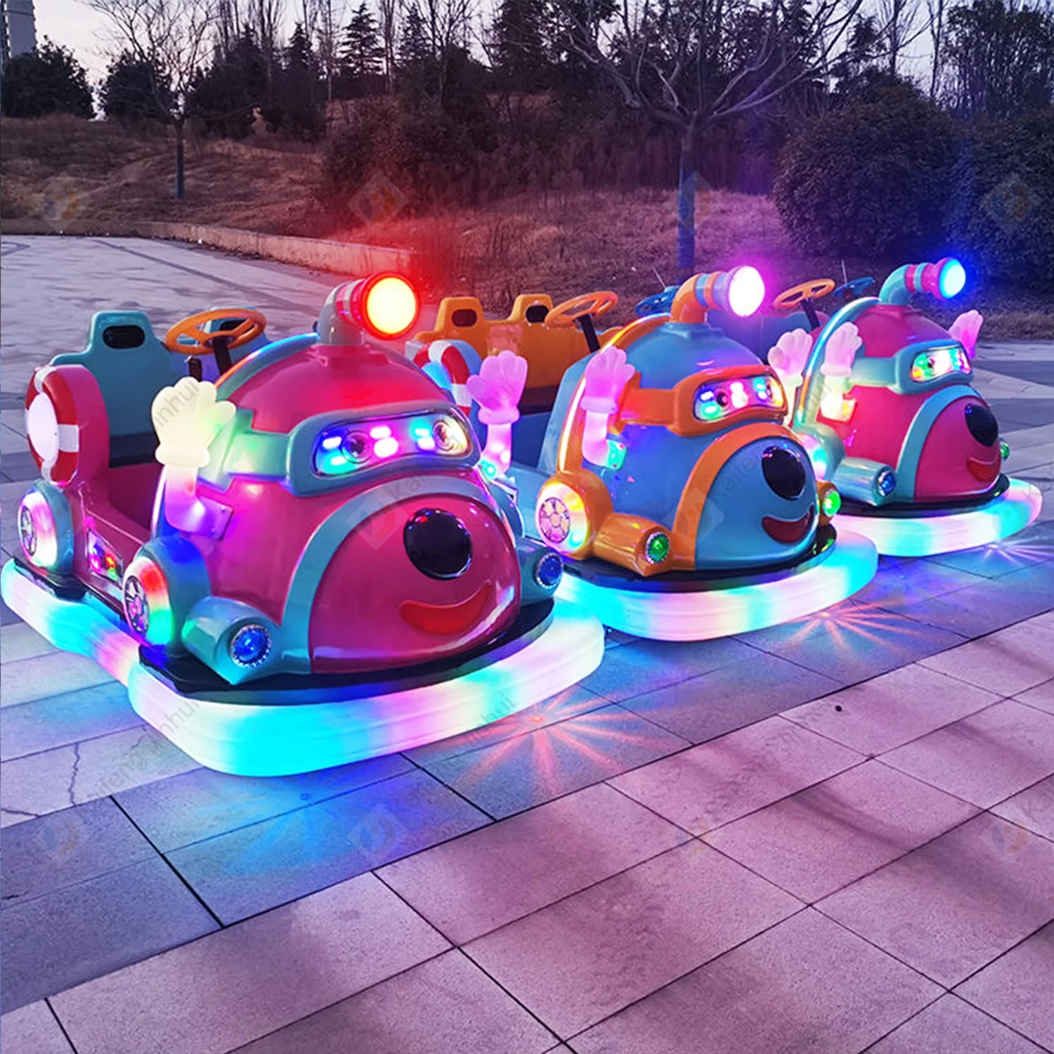 

Красочные мультяшные стильные бамперы, идеально подходящие для уличных игровых площадок, детские забавные поездки