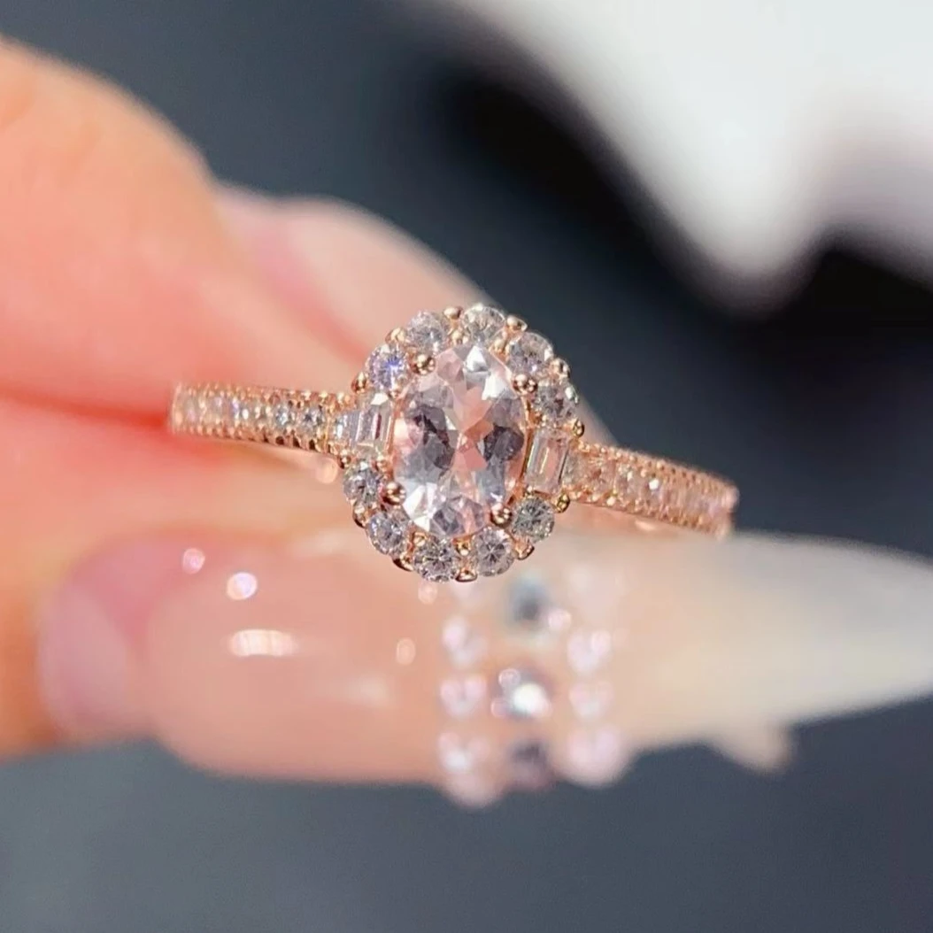 

Серебряное кольцо с натуральным морганитом и сертификатом, 4х6 мм, 0.5 карата, ювелирное изделие с морганитом, позолоченное 18-каратным золотом, серебро 925 пробы, кольцо с драгоценным камнем