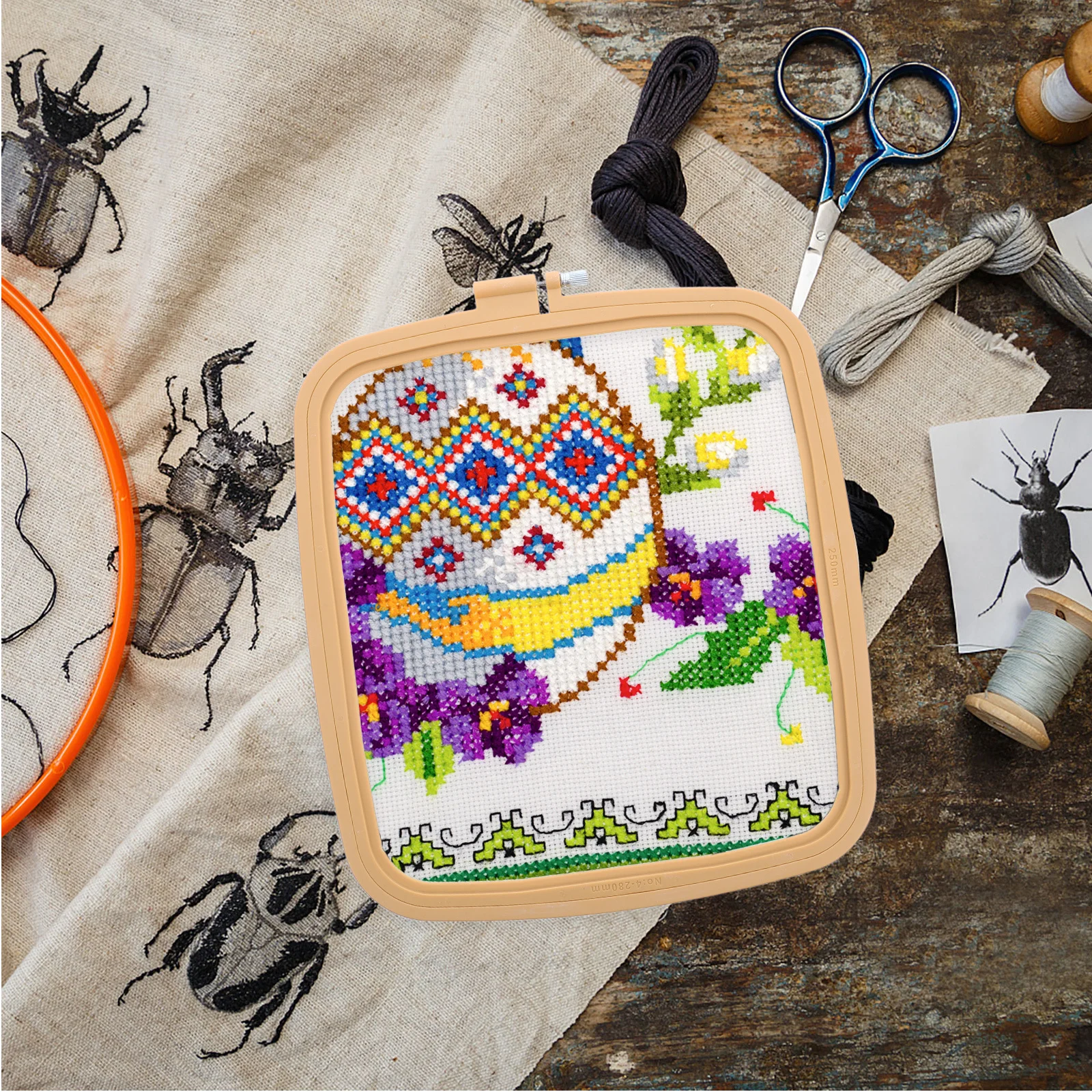 

2pcs Square Embroidery Hoop Plastic Adjustable Frame For Cross Stitch Hand Embroidery Punch Needle Diy Craft Needlework Supplies