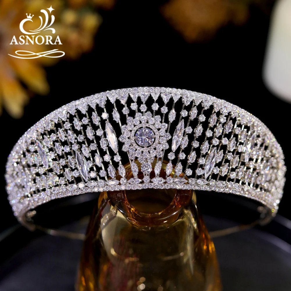 ASNORA New European Bridal Crown, Dubai Moon Shape Tiara, Wedding Accessories CZ Headband Crystals Travel Shot Women Jewelry