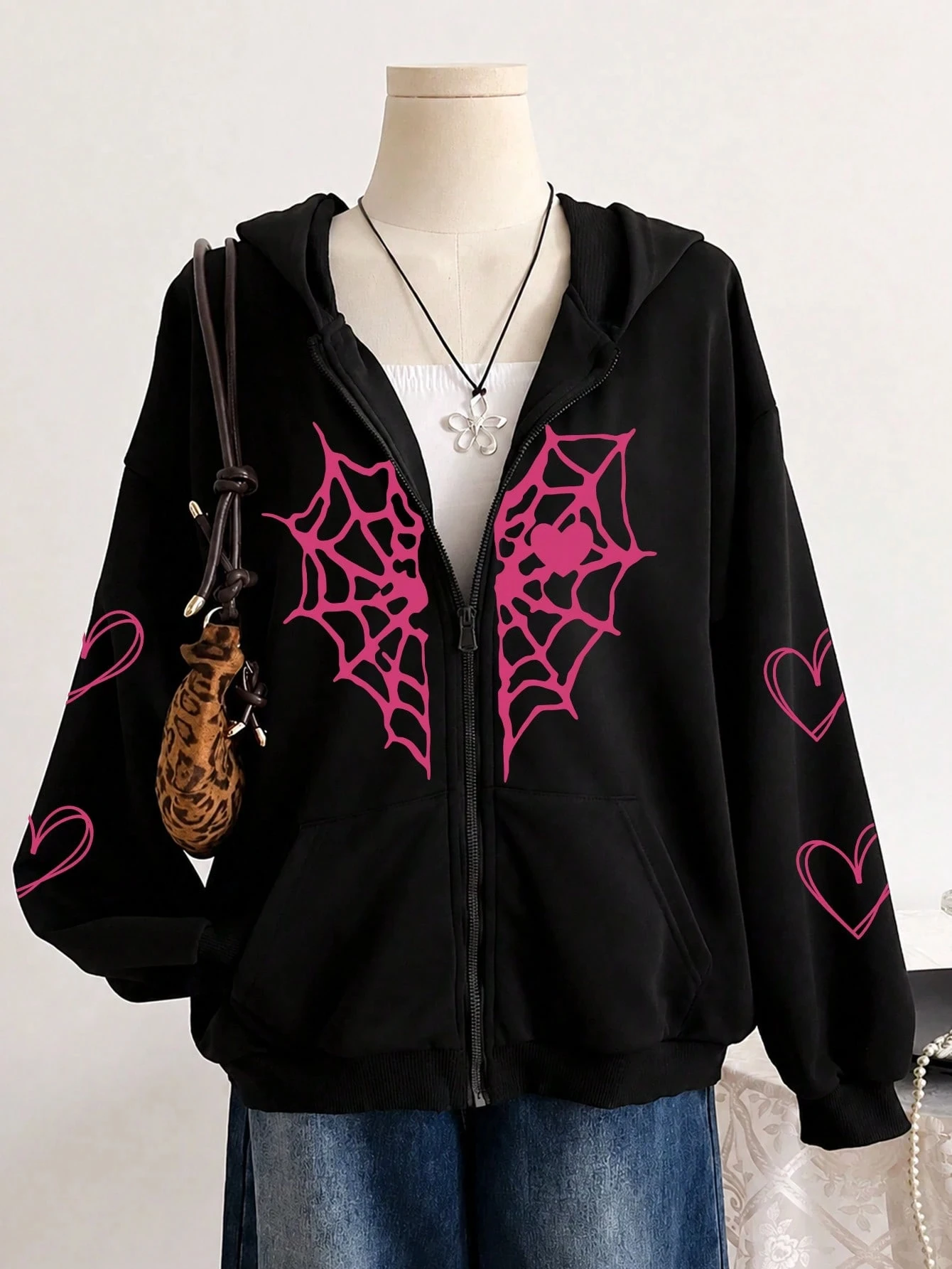 Plus Size Halloween Autumn/Winter Fashion Casual Women's  Sweatshirt, Spider Web & Heart Print Zipper Warm Hooded Black