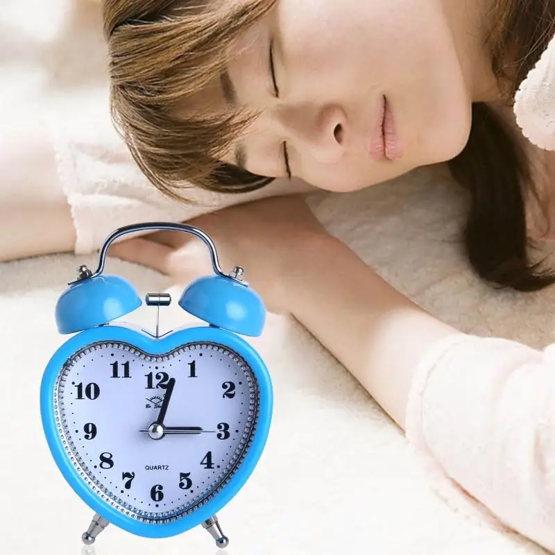 Q39B Heart Clock despertador No Ticking Silent Night Light para relojes para niños Dormitorio