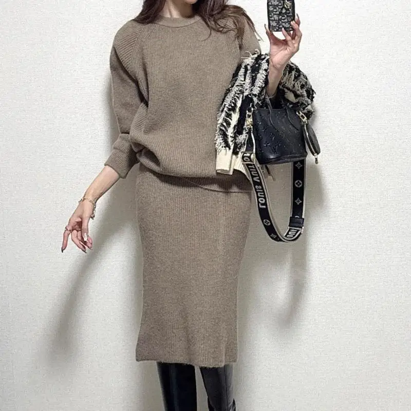 

Women Knitted Clothing Outfits Spring Autumn Lady Elegant O-neck Sweater Pullover Fashion Slim Half Skirt Two Piece Set