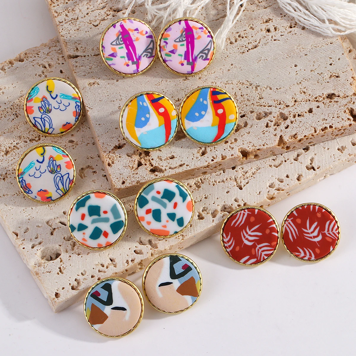 AENSOA Fashion Graffiti Round Polymer Clay Stud Earrings For Women Colorful Cute Geometric Circe Earring Jewelry Gift Wholesale