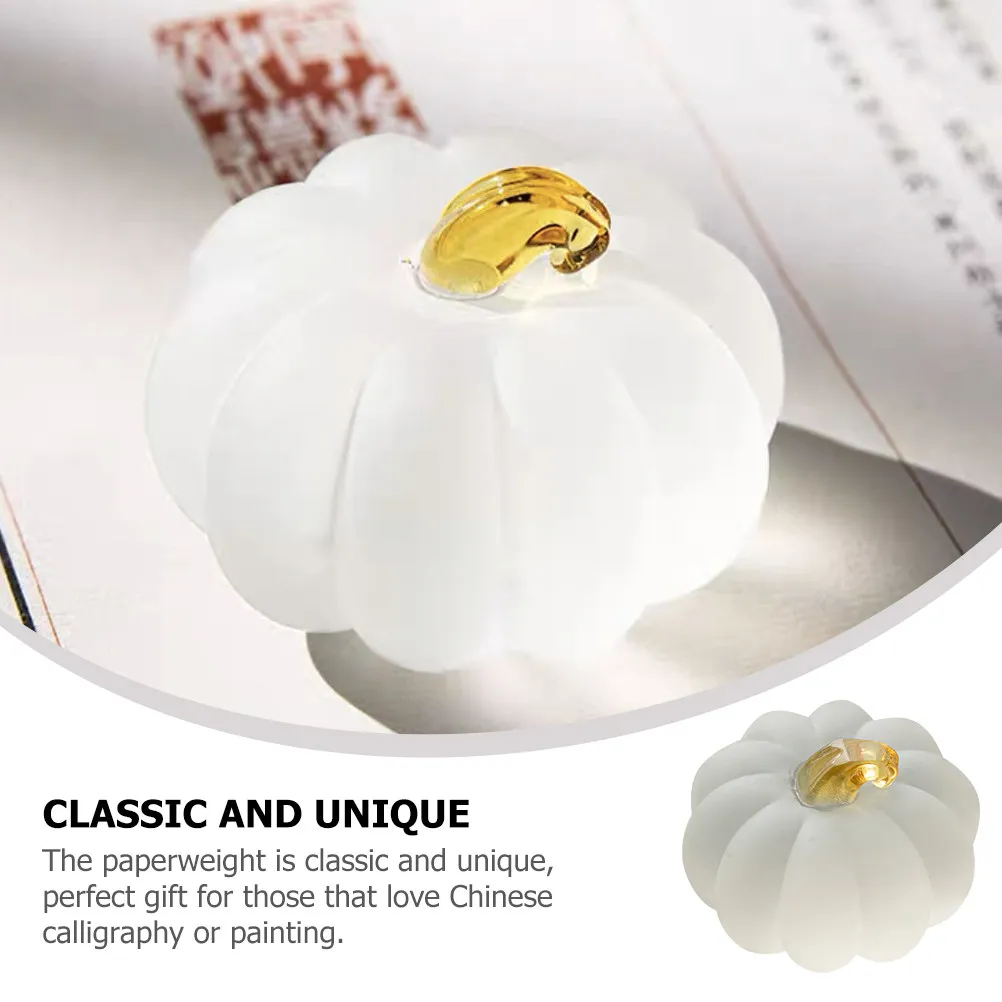 Pumpkin-Shaped Crystal Glass Paperweight – Heavy, Smooth & Polished, Ideal for Calligraphy, Writing, Painting & Desk Decor