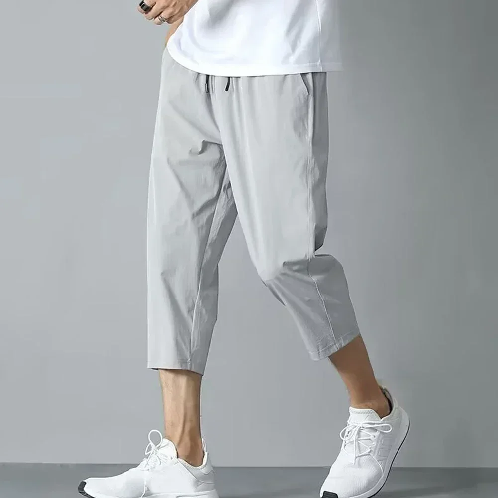 Calção de seda de gelo masculino, fino, macio, calça recortada, casual esportivo, reto, moletom grande, corredor de secagem rápida, verão