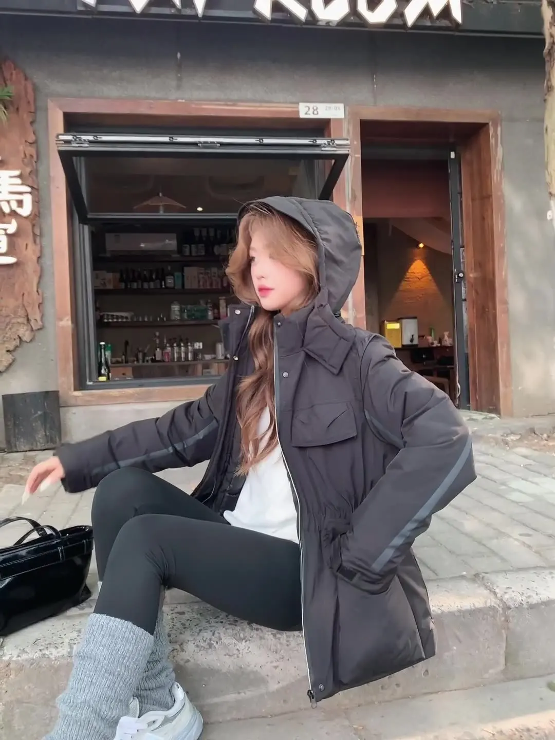 

Thick Warm Women's Winter Coat 2025 New Fashion Solid Color Hooded Puffer Jackets Cotton Padded Waist-cinching Versatile Parkas