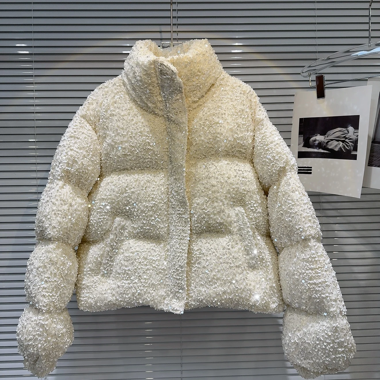 Winter Warm Sequin Puff Stand Collar Down Jacket Female Thick Fluffy Parker Cotton Outwears Women White Duck Down Zipper Jackets