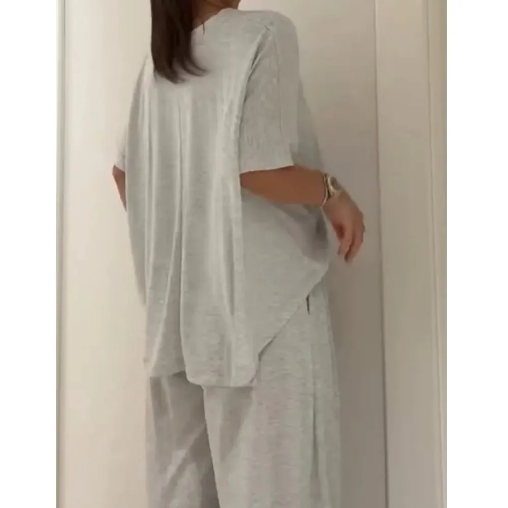 Loose Trousers Set Solid Color Fashionable Comfortable Commuting Round Neck Short-sleeved Top Wide-leg Trousers Two-piece Set - Image 4