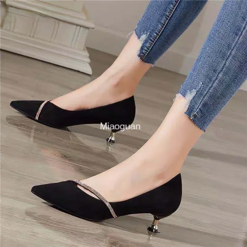 One Word Oblique Strap 2024 Low-heeled Shoes Women's All-match Small Fresh Rhinestone Pointed Shoes Pumps Fashion Elegant Shoes