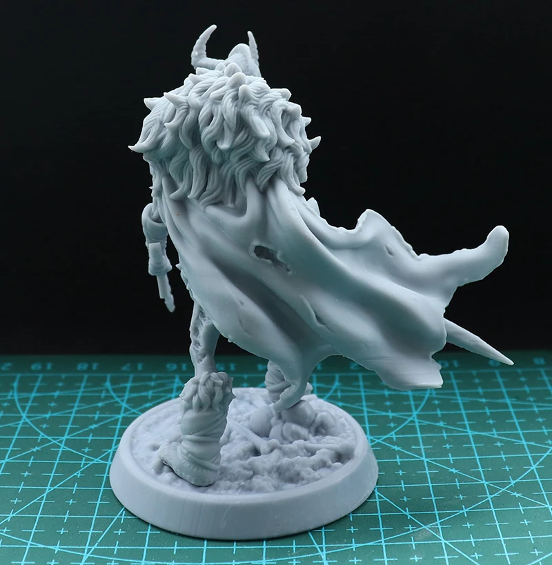 1/24 75mm 1/18 100mm Resin Model Kits Skeleton Vampire Warrior Figure Sculpture Unpainted No Color RW-398