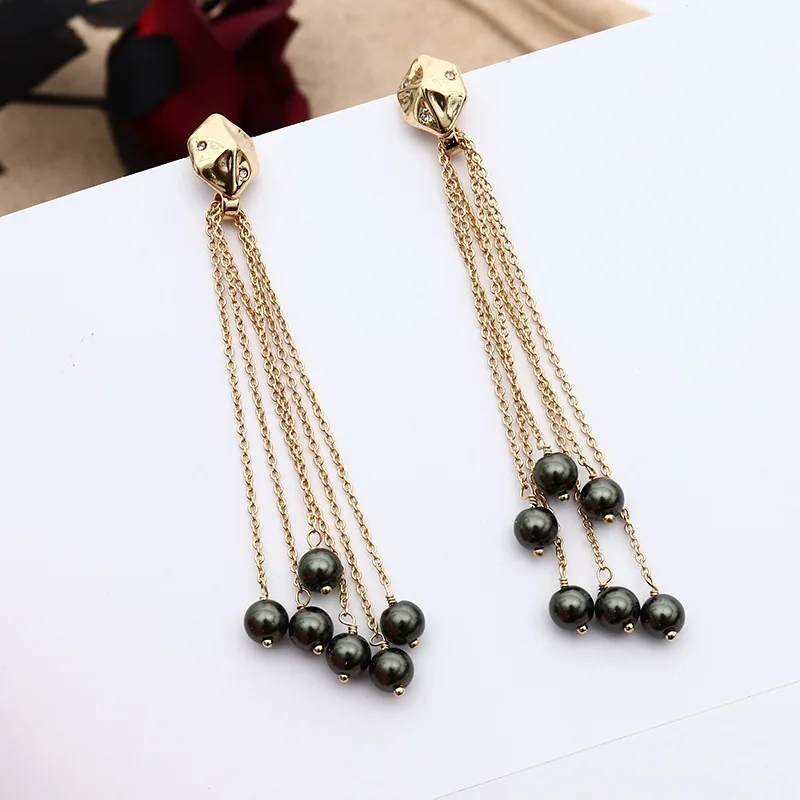 European and American Genius Designer Creative Small Fresh Geometric Chain Pearl Tassel Earrings Temperament Earrings