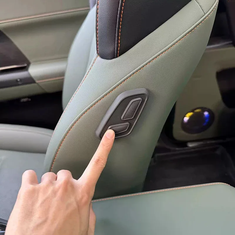 مصنع الساخن بيع السيارات الداخلية Upgr الكهربائية أضعاف مقعد الركاب القدم الساق الراحة لوحة لشيري Icar 03 Jaecoo J6 2025 الوصول